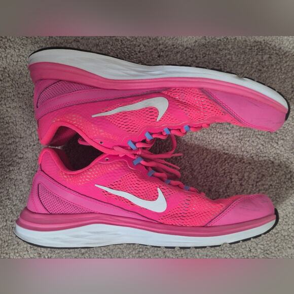 Nike | Pink | Woman's Running Shoes | Size 10 - Picture 7 of 12